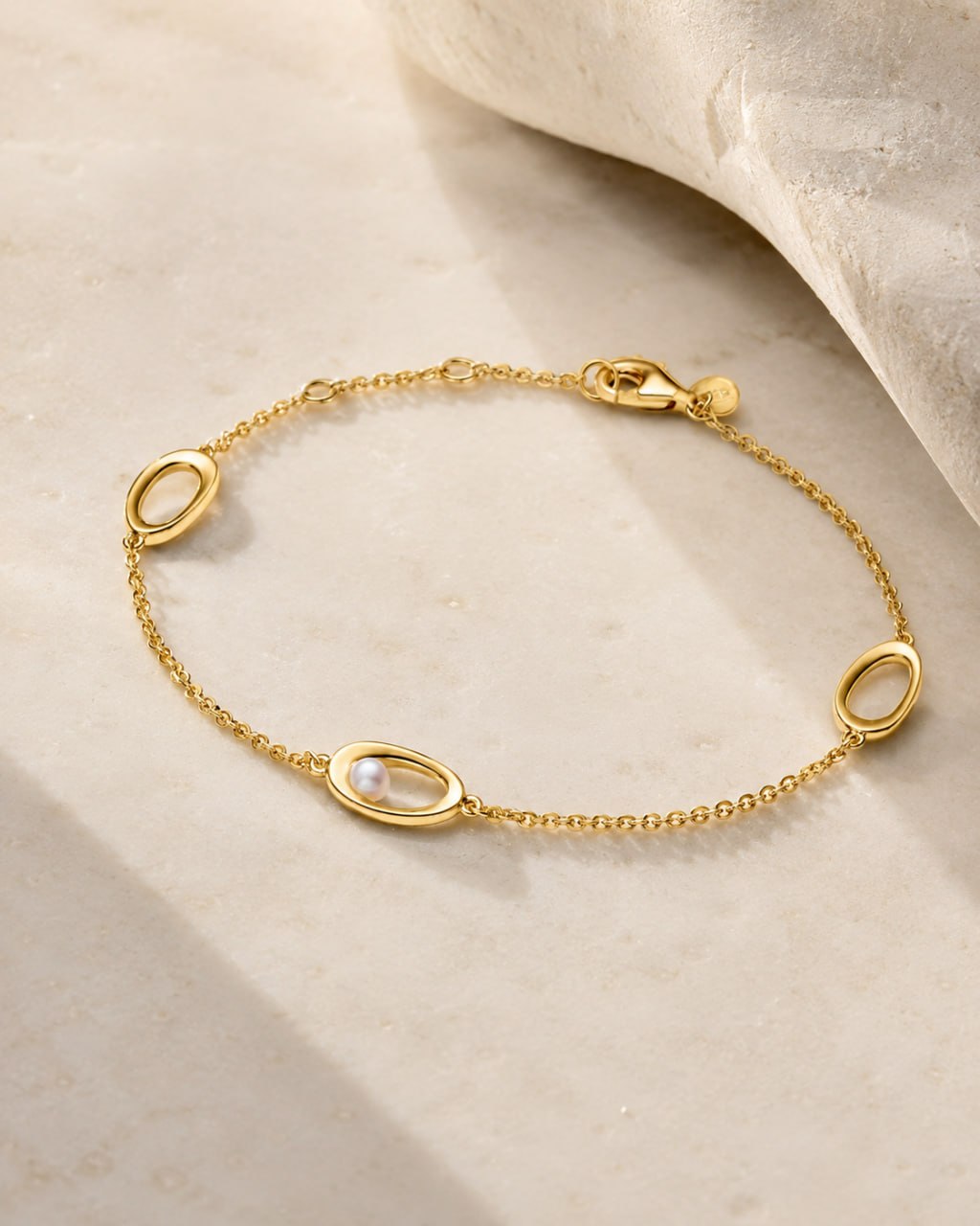 Pandora Jewelry visual